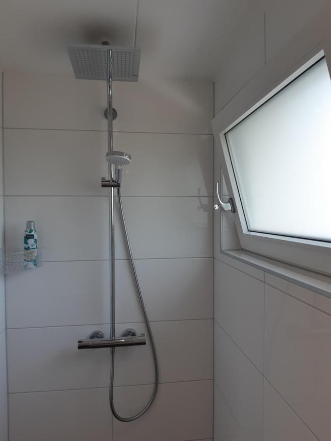 Nieuwe Beachbungalow aan IJsselmeer 39 24 Lemmer Exterior foto